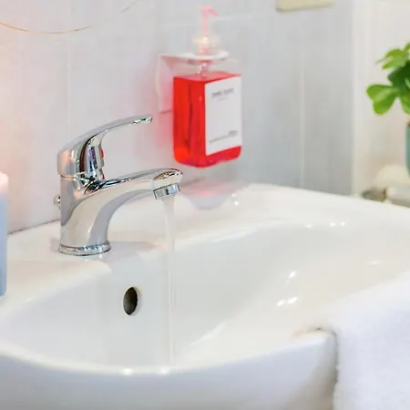 펜션 House - Centro Casa Indipendente Con Area Esterna - Wifi