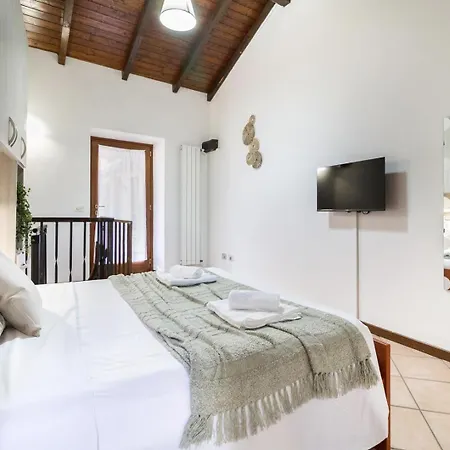 House - Centro Casa Indipendente Con Area Esterna - Wifi Tatil Evi *