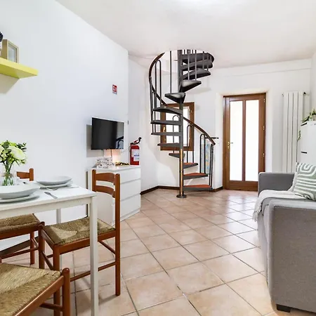 펜션 House - Centro Casa Indipendente Con Area Esterna - Wifi