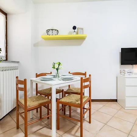 House - Centro Casa Indipendente Con Area Esterna - Wifi 펜션 바메노