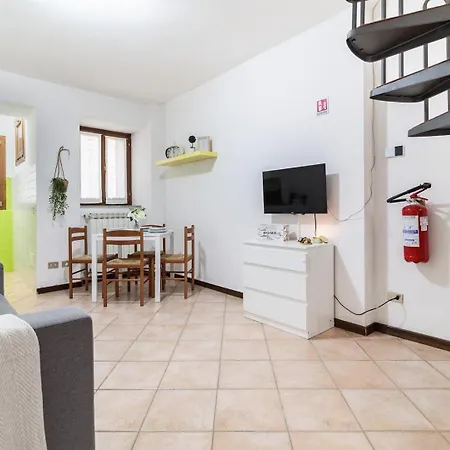 펜션 House - Centro Casa Indipendente Con Area Esterna - Wifi *