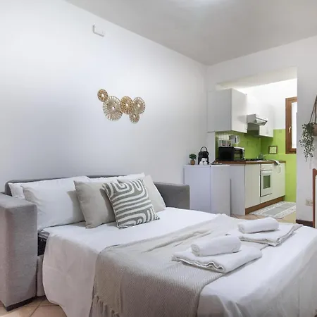 펜션 House - Centro Casa Indipendente Con Area Esterna - Wifi *