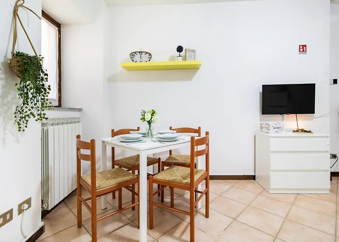 House - Centro Casa Indipendente Con Area Esterna - Wifi Σπίτι διακοπών Μπαβένο