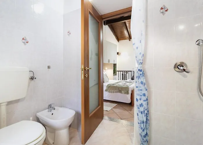 Σπίτι διακοπών House - Centro Casa Indipendente Con Area Esterna - Wifi Μπαβένο
