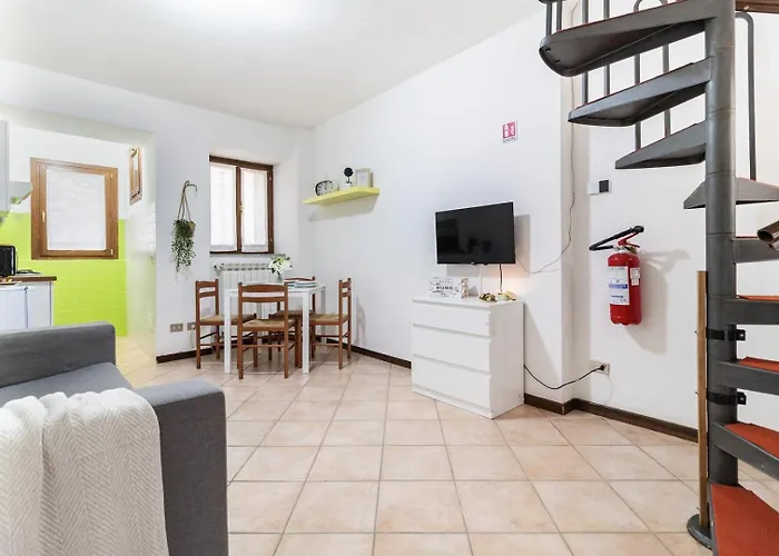 Σπίτι διακοπών House - Centro Casa Indipendente Con Area Esterna - Wifi *