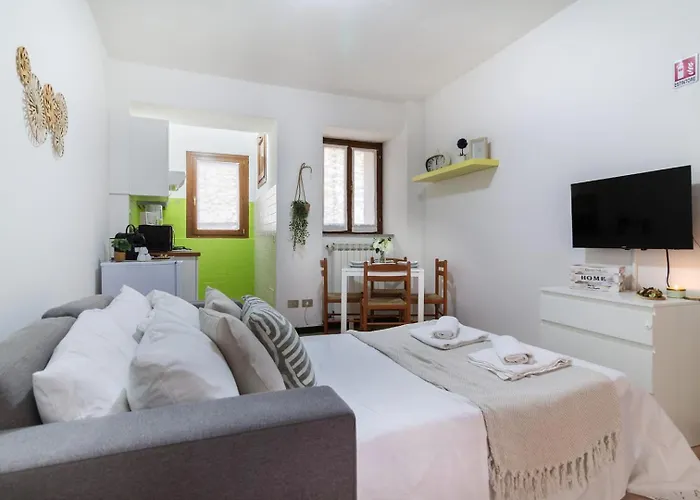 House - Centro Casa Indipendente Con Area Esterna - Wifi * Μπαβένο
